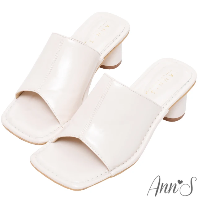 Ann’S HELLO KITTY X Ann’S顯腳小 皮