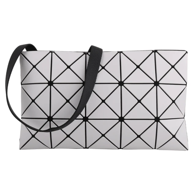 【ISSEY MIYAKE 三宅一生】BAOBAO 透光幾何方格3x5斜背扁包(淺灰白/霧面)