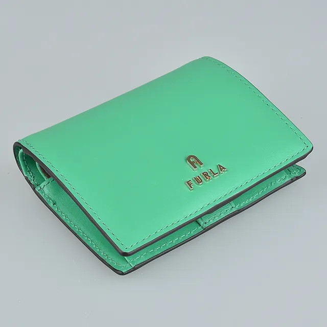 【FURLA 芙拉】CAMELIA拱門標誌小牛皮對折扣式短夾(綠)