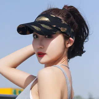 【AnnaSofia】遮陽防曬空頂帽鴨舌帽-豔陽燙金羽 現貨(黑系)