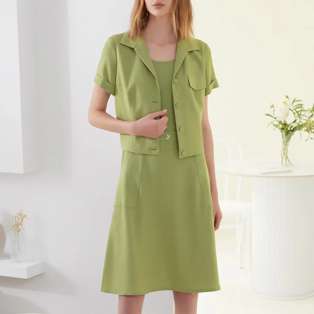 【ILEY 伊蕾】山系光影西裝排釦假兩件洋裝(綠色；M-XL；1232017028)