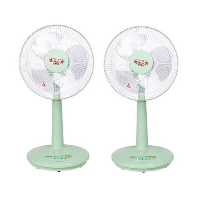 雙星 TS-1205 雙星TS-1205桌立兩用扇,採用三片式扇葉設計,扇葉直徑達30公分,風力強勁。具備強、中、弱三段風速調節,並可伸縮主骨幹17公分,靈活適應不同空間需求。支援桌立兩用模式,可上下手動調整仰俯角度,並具備自動左右旋轉功能,提升使用便利性。高密度前後保護網設計,安全又靜音,適閤家庭與辦公室使用。