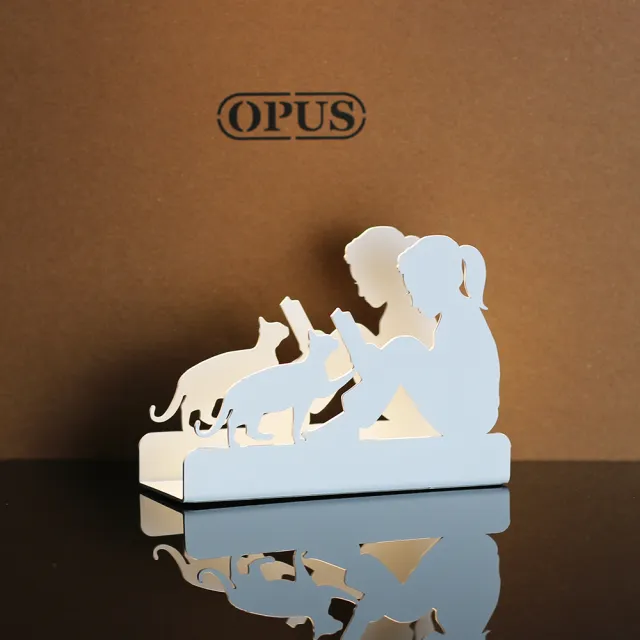 【OPUS 東齊金工】歐式鐵藝信件架 金屬文件架 裝飾收納 生日禮物(LE-gr14W 閱讀女孩 優雅白)