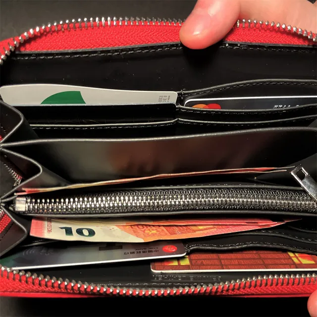 【iTa.a】100%義大利Tuscany製。100%頂級植鞣革(翡冷翠萬用長夾-墨石黑)