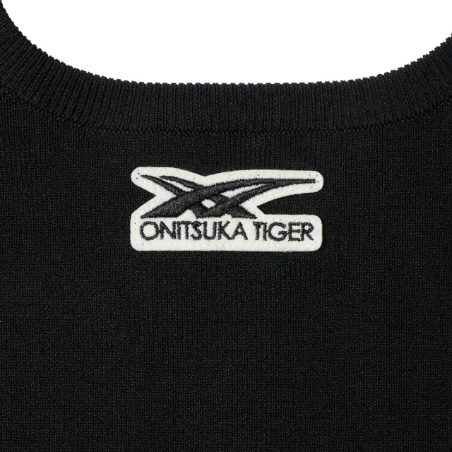 Onitsuka Tiger Onitsuka Tiger鬼塚虎-黑色虎頭刺繡袖上衣(2182B066-001)