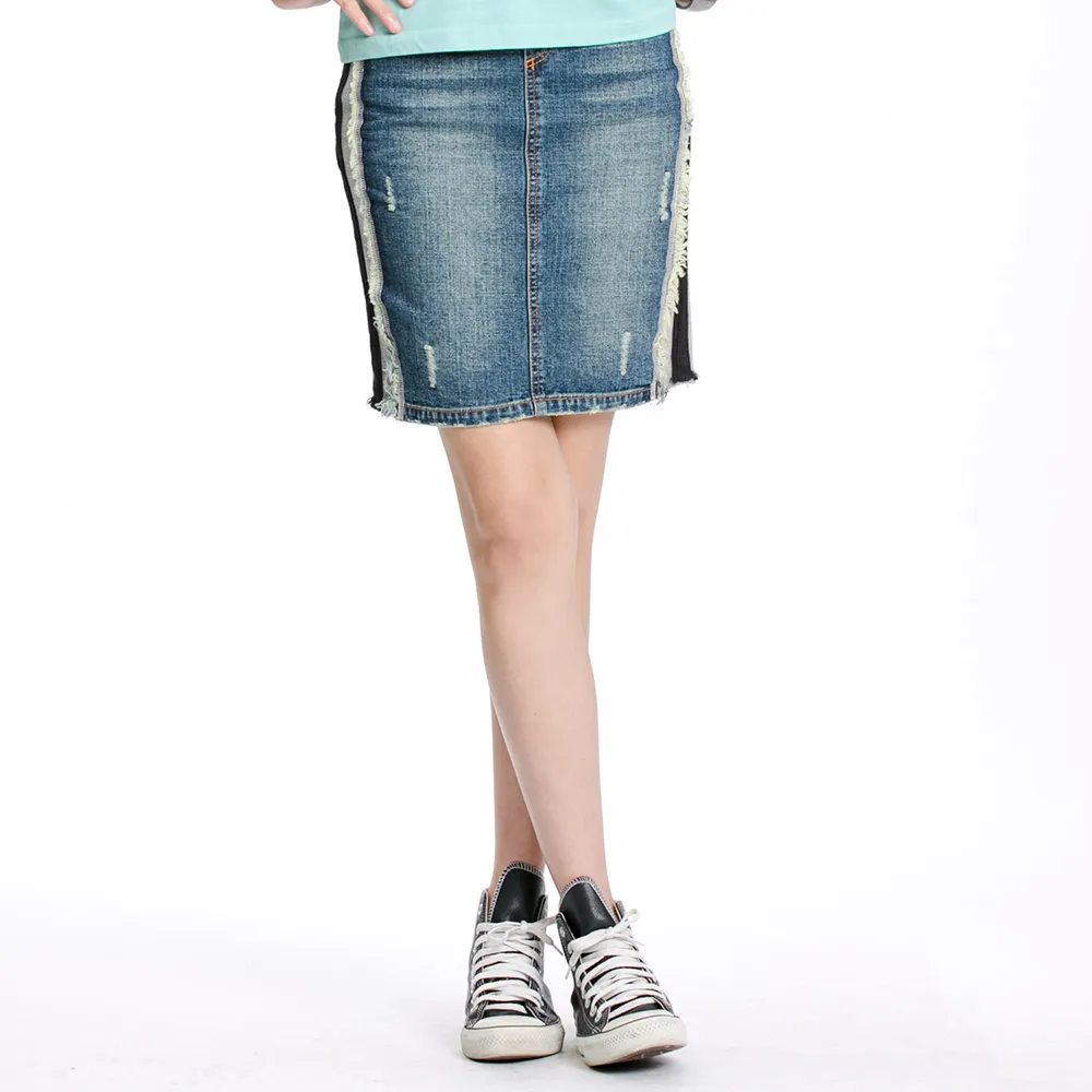 【BOBSON】女款針織牛仔布拼接短裙(藍D069-53)