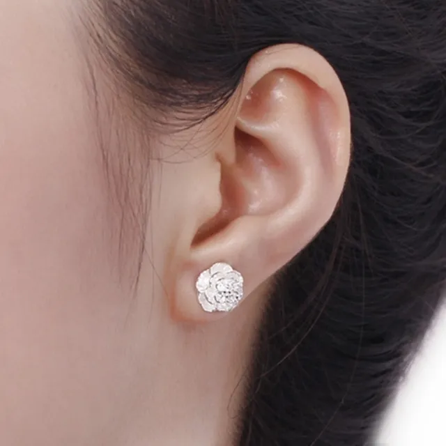 【Emi 艾迷】韓系 白雪感冬日薔薇 925銀針 耳環