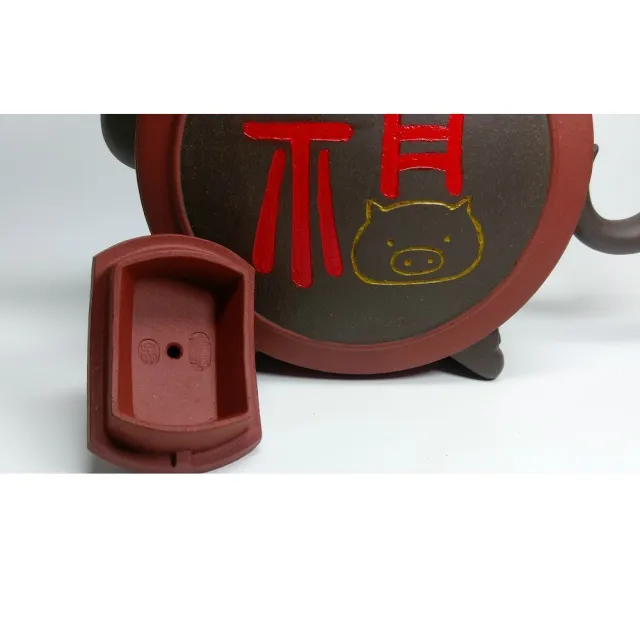 【創藝工坊】金豬送福 五頭套組 國家工藝美術師 吳俊峰(500cc 正品紫砂 宜興紫砂壺 茶具)