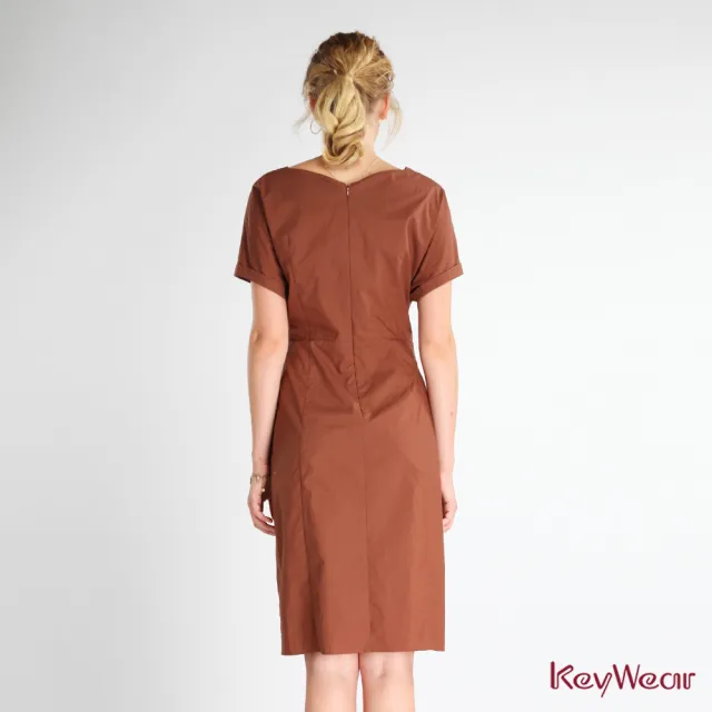 【KeyWear 奇威名品】時尚寬鬆剪裁綁帶設計短袖洋裝(共2色)