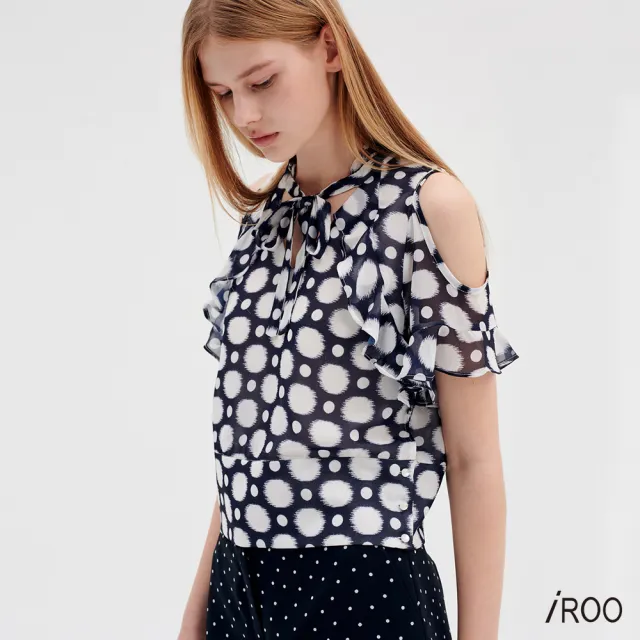 【iROO】荷葉挖肩波點上衣