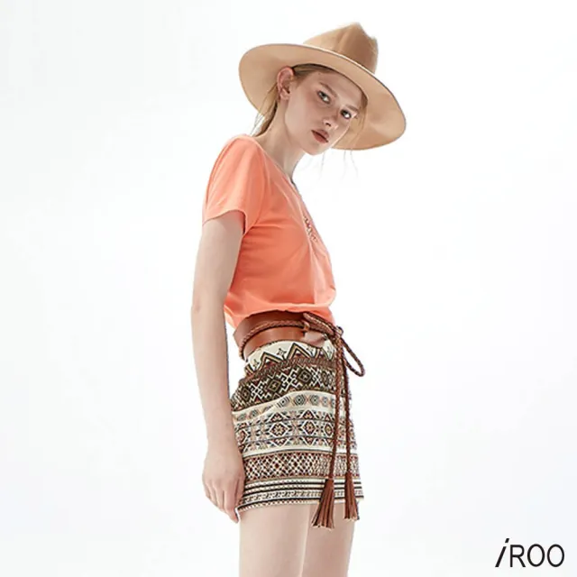 【iROO】橘色刺繡崁針珠T恤