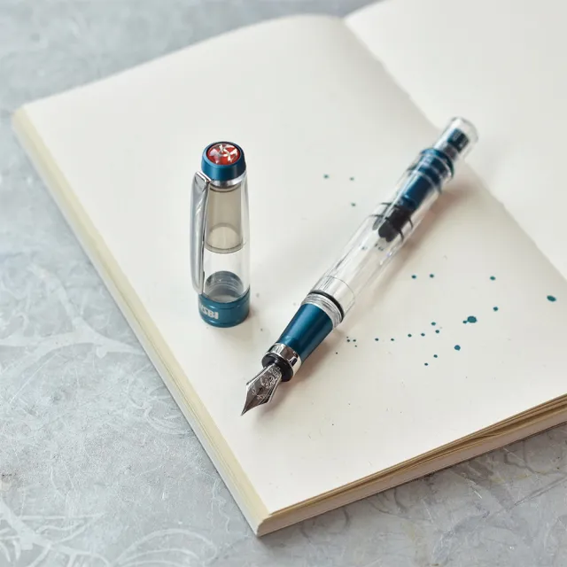 【臺灣 TWSBI 三文堂】鑽石580AL 溫莎藍 活塞鋼筆(陽極處理)