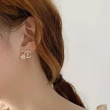 【Emi 艾迷】小香風 完美雙C字母綴花珍珠鋯石 925銀針 耳環(送禮 輕奢高級經典款)