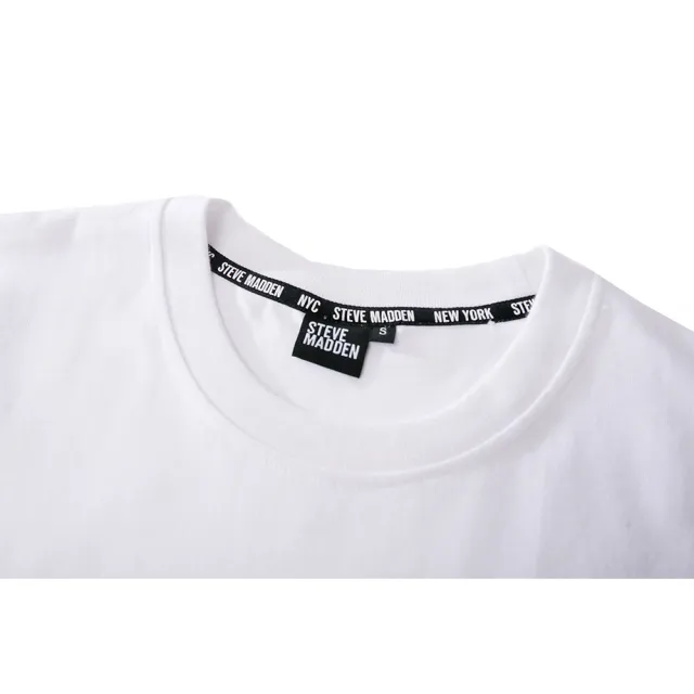 【steve madden】純棉品牌立體造型LOGO T-Shirt 短袖上衣(白色)