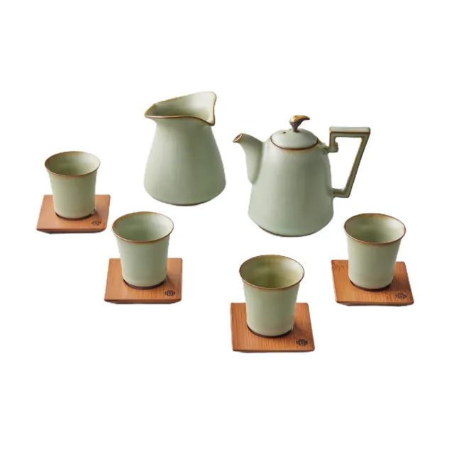 中国古美術・宋汝窯款天青釉「寿成殿」銀口盞托茶器セット・木箱付・文房具・煎茶道具 博古珍藏》宋汝窯天青釉獸耳盞托早期收藏老件茶杯瓷器博物館級文物