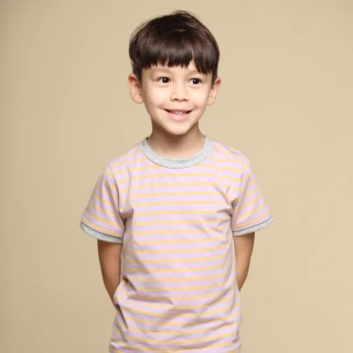 【Azio Kids 美國派】男童 上衣 領口配色假兩件橫條紋短袖上衣T恤(淺紫)