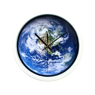 【METER DEER 米鹿】30公分宇宙太空地球人造衛星雲圖造型時鐘 有框靜音掛鐘(時鐘 掛鐘 靜音 牆面擺飾 掛飾)