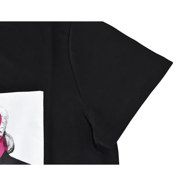 【KARL LAGERFELD 卡爾】KARL LAGERFELD卡爾·拉格斐造型印花口袋純棉短T(XS/S/M/黑)