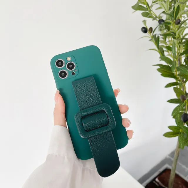 【LOYALTY】iPhoneX/XS/12/12Pro/12ProMax復古寬扣腕帶支架手機殼 2色