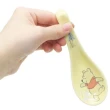 【小禮堂】Disney 迪士尼 小熊維尼 陶瓷湯匙 《黃樹木款》(平輸品)
