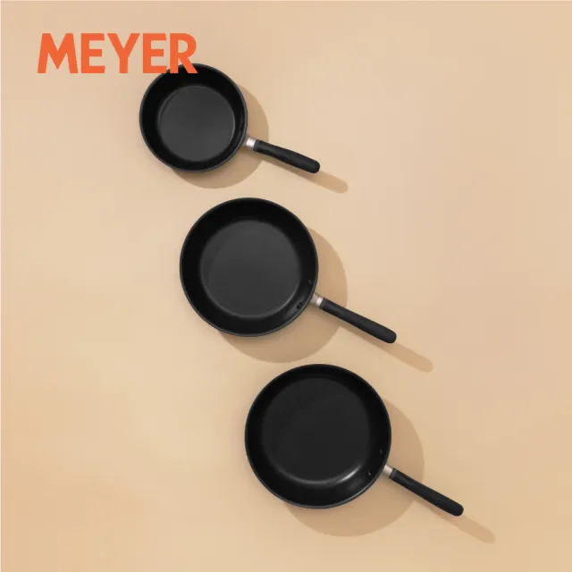 【MEYER 美亞】Accent微金亞光黑-陽極氧化20cm不沾鍋平底鍋(IH/電磁爐適用)