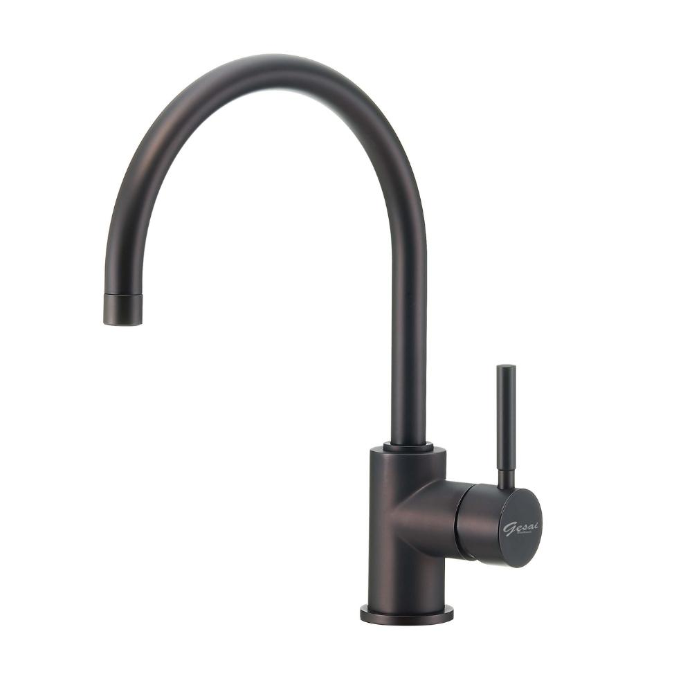 GESAI格賽 MLFKD-008B 檯面單槍水龍頭,採用優質材質設計,適合現代廚房或衛浴使用,提供穩定水流與便利操作。本產品享有10年保固,在正常使用下非人為損壞免費維修。一年內耗材如陶瓷芯、噴頭等損壞可免費更換(不含天災或操作不當)。保固範圍不包括耗材(如把手蓋、軟管)及不良保養導致的水垢生鏽等,欲享有保固請出示蓋章保固卡與發票。選購格賽水龍頭,確保耐用與安心! GESAI格賽 MLFKD-008B