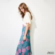 【iROO】不規則壓摺雪紡印花長裙