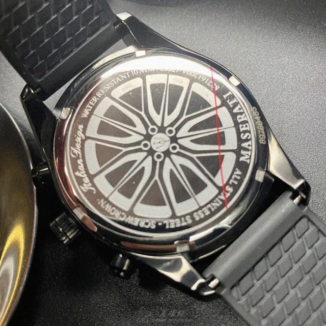 【MASERATI 瑪莎拉蒂】瑪莎拉蒂男女通用錶型號R8871612004(黑色錶面黑錶殼深黑色矽膠錶帶款)