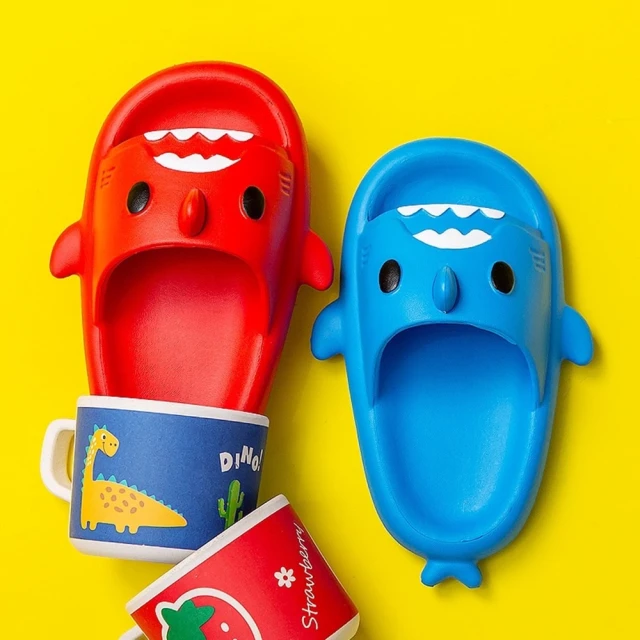 【bebehome】可愛鯊魚造型室內防滑兒童拖鞋(防滑拖鞋 室內靜音拖鞋 防水拖 浴室拖鞋 室內防滑拖鞋)