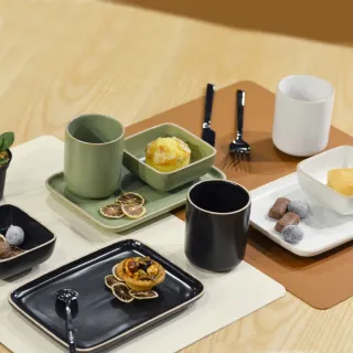 【YU Living 信歐傢居】日式和風方型陶瓷餐具三件組 杯300ml(一杯二盤/3色可遠/黑.綠.白色/餐廚用品)
