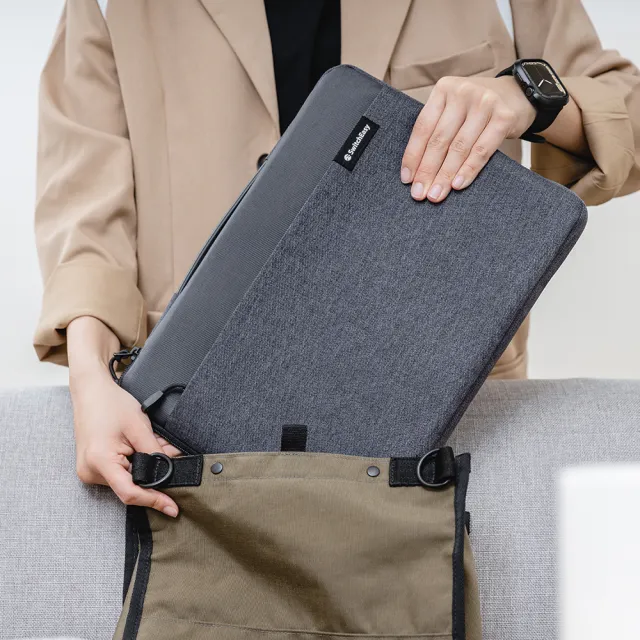 【SwitchEasy】MacBook 13-14吋 Urban 防潑水電腦包(支援最新2026 MacBook Air 13吋(M5))