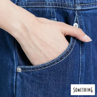 【SOMETHING】女裝 NEO FIT個性寬鬆吊帶長褲(酵洗藍)