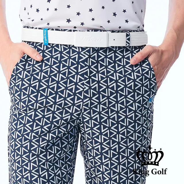 【KING GOLF】網路獨賣款-速達-男款V字三角幾何印圖修身彈性高爾夫球短褲(藍色)