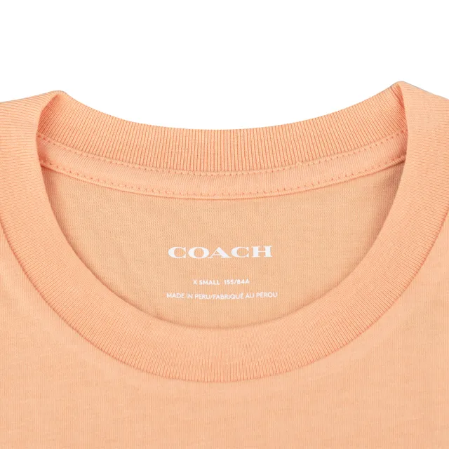 【COACH】COACH白字紅框馬車LOGO櫻桃刺繡燙印C字印花純棉短袖T恤(腮紅橘)