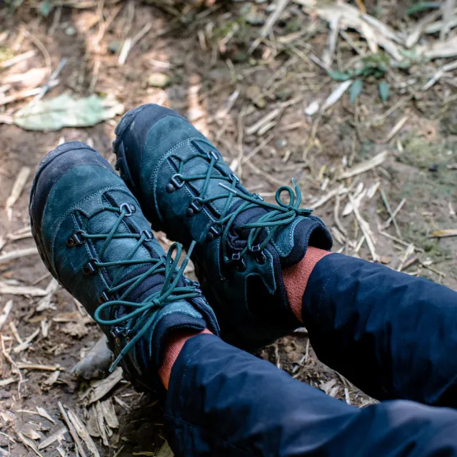 AKU】男女中筒牛巴革多功能登山健行鞋COLDAI NBK GTX(防水透氣登山鞋