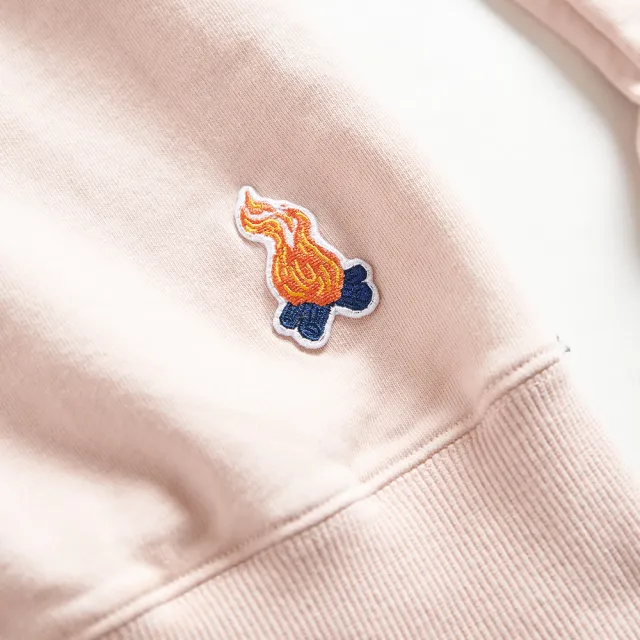 【EDWIN】女裝 露營系列 富士山刺繡LOGO連帽長袖T恤(淺粉紅)