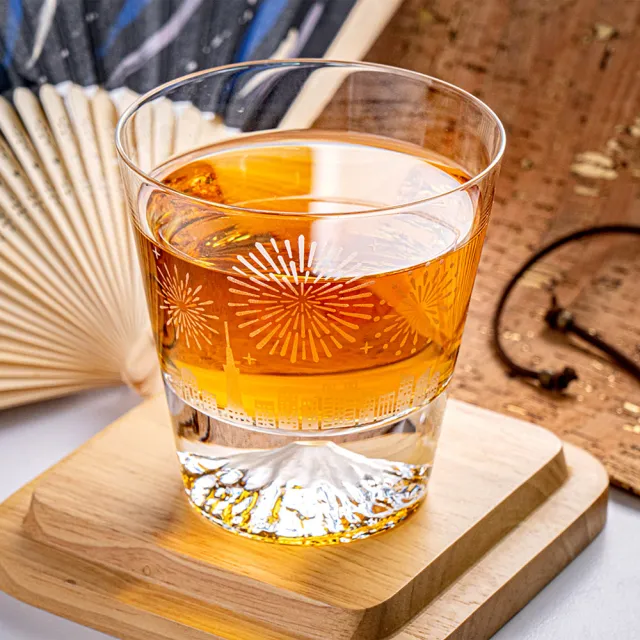【田島硝子】日本手工吹製 富士山杯 夏季款 夏季花火  威士忌杯 酒杯 玻璃杯 隨飲料變色(TG23-015-FWCY)