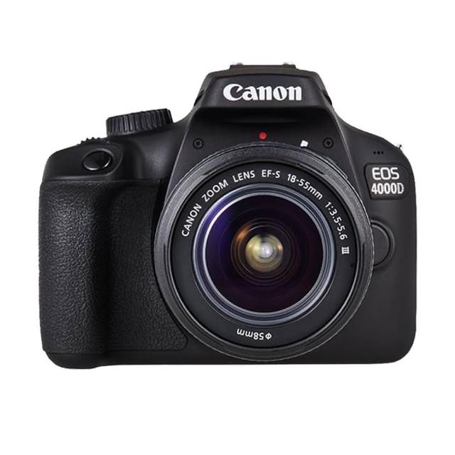 Canon 佳能 EOS 4000D 單眼相機，搭載 APS-C CMOS 影像感應器，有效畫素達 1800 萬，提供高畫質影像捕捉。配備 2.7 吋 TFT LCD 固定式螢幕，ISO 範圍最高 12800，適合低光環境拍攝。最快快門速度 1/4000 秒，眼平五稜鏡觀景窗視野率 95%，機身尺寸約 129.0 x 101.6 x 77.1 mm，重量僅 436 克，輕便易攜。支援 SD/SDHC/SDXC 儲存媒介，12 個月保固，平行輸入來源，BSMI 許可 D33B24，是入門單眼相機的理想選擇。