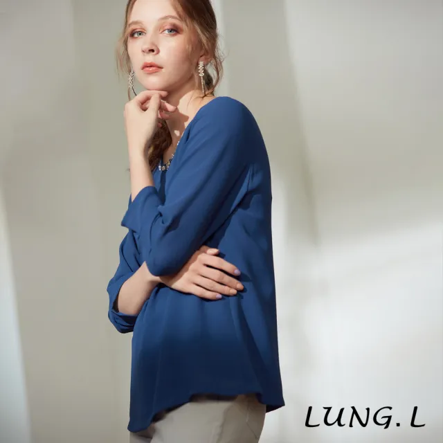 【LUNG.L 林佳樺】LM82A 灰藍色A字造型七分袖上衣(女裝)