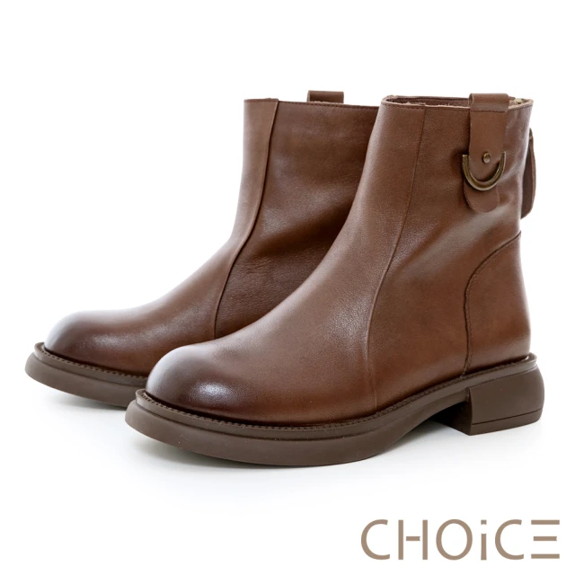 CHOiCECHOiCE 短皮扣蠟感牛皮低跟短靴(咖啡)