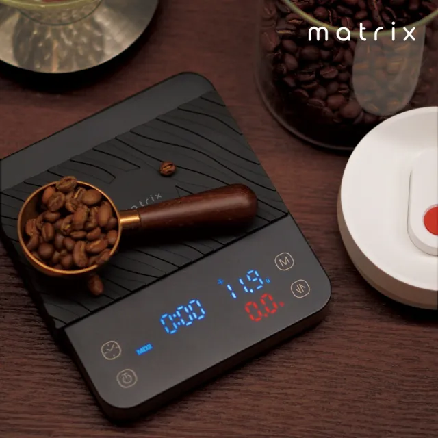 【Matrix】M1 PRO 小智義式手沖LED觸控雙顯咖啡電子秤(粉液比/分段注水/義式自動計時/硅藻土吸水墊)