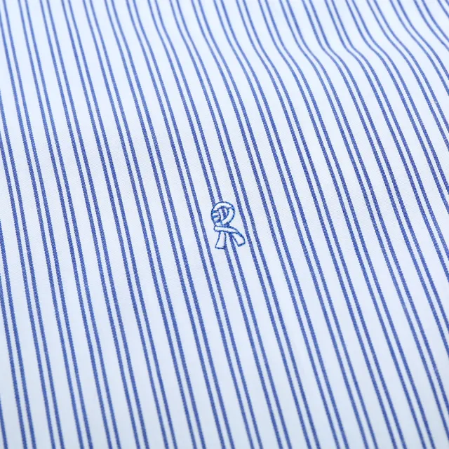 【ROBERTA 諾貝達】清爽休閒 合身版 條紋長袖襯衫(藍色)