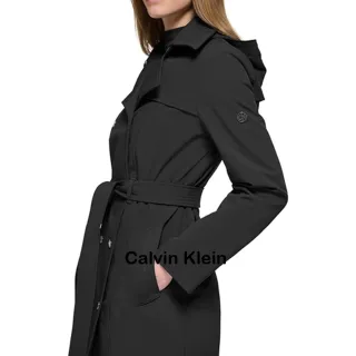【Calvin Klein 凱文克萊】2023女時尚雙排腰帶黑色長版連帽風衣-網(預購)