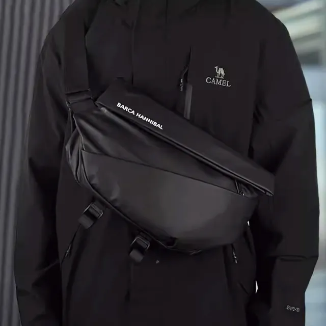 【Starshop】男士機能磁釦斜挎包 戶外運動側背包 防潑水尼龍單肩包 公事包 郵差包 胸包