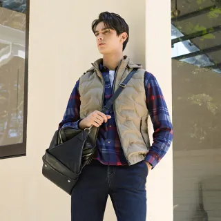 【pierre cardin 皮爾卡登】休閒服飾 男款 都會休閒保暖羽絨背心-卡其綠色(5235371-47)