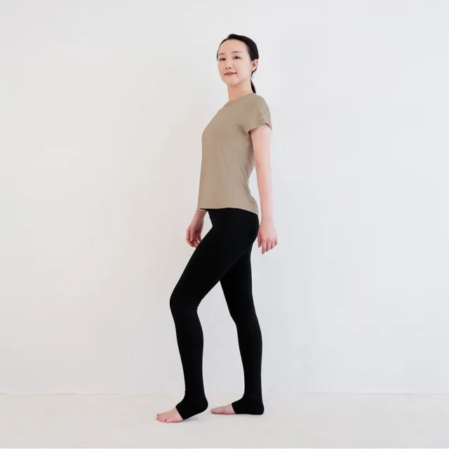 【Mukasa 慕卡莎】DURABLE 簡約短袖運動上衣 - 燕麥那堤 - MUK-23041(瑜珈服、瑜珈罩衫、運動T恤)