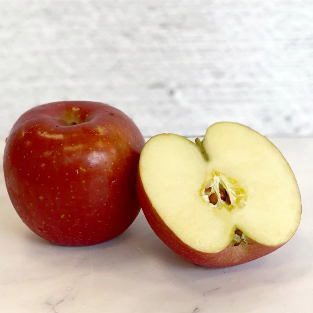 WANG 蔬果 美國北極熊大顆富士蘋果32-36顆x1箱(1