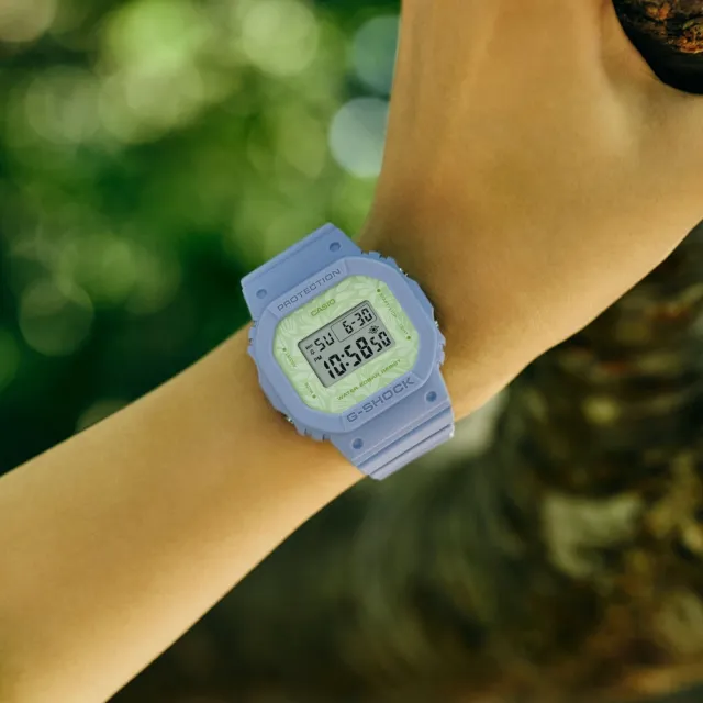 【CASIO 卡西歐】G-SHOCK植物靈感設計電子錶(GMD-S5600NC-2)