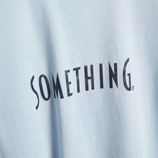 【SOMETHING】女裝 基本LOGO短袖T恤(淺藍色)