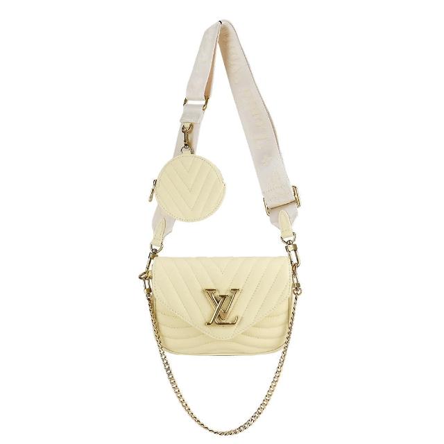 LV 路易威登 M57942 新浪多口袋小牛皮二合一零錢翻蓋斜揹包，以經典黃色帆布與小牛皮拼接設計，展現歐系精品風格。簡約素面圖案搭配實用翻蓋結構，適合女性日常出勤與休閒時使用，兼具時尚與機能性。